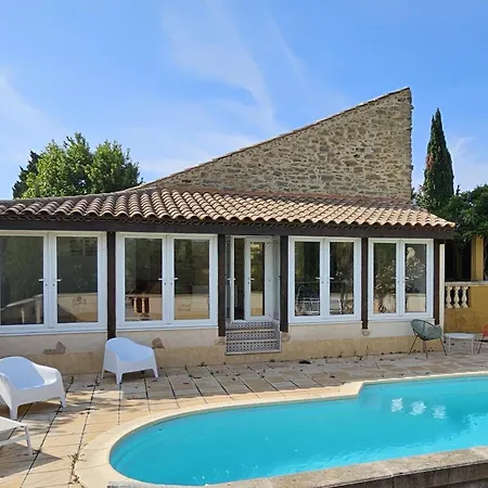 Holiday home Belle *
